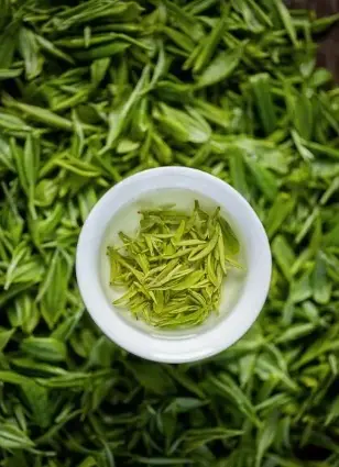 上海夜游聚会去哪嗨？这份魔都美食清单打卡指南请收好🌃